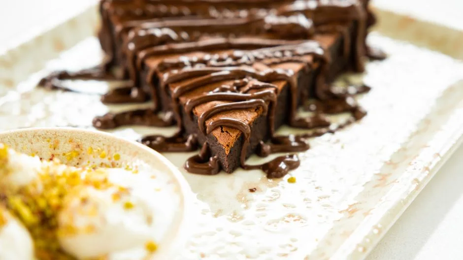 TRIPLE CHOCOLATE BROWNIE