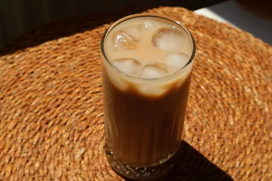 ICED LATTE
