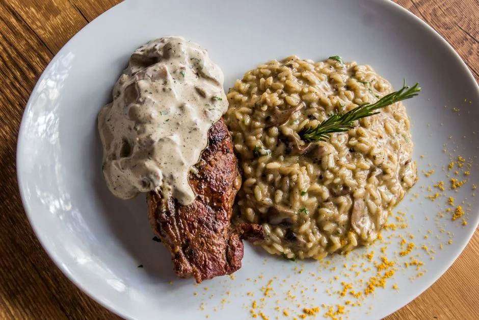 MANTAR SOSLU STEAK