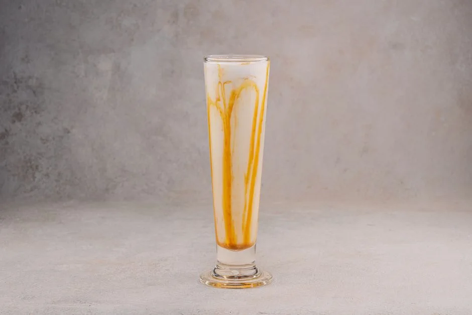 KARAMELLİ MİLKSHAKE