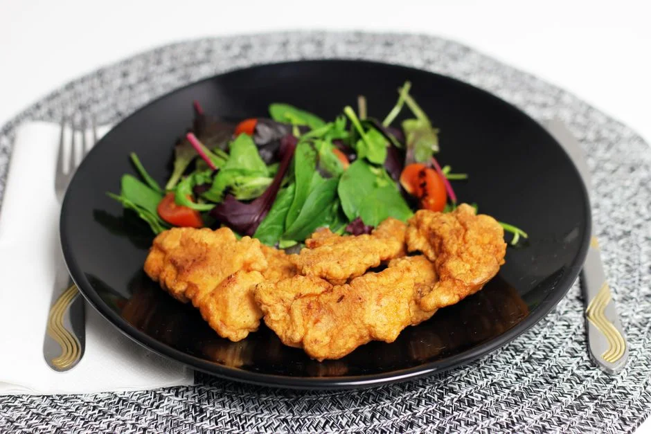 CRISPY CHICKEN SALAD
