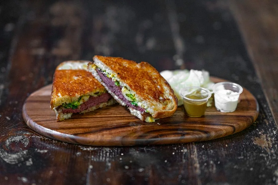 BEEF & CHEESE TOAST
