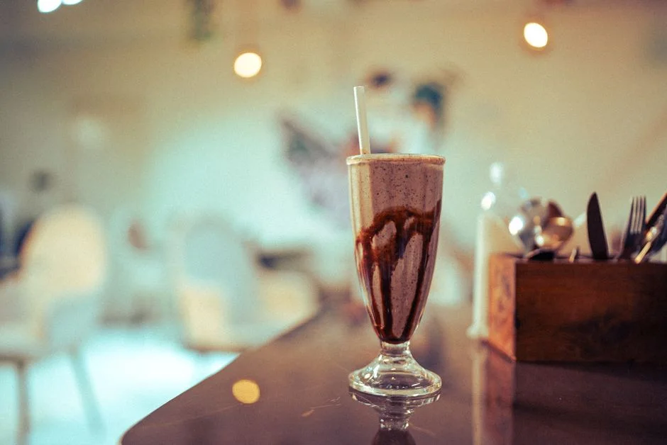 ÇİKOLATALI MİLKSHAKE