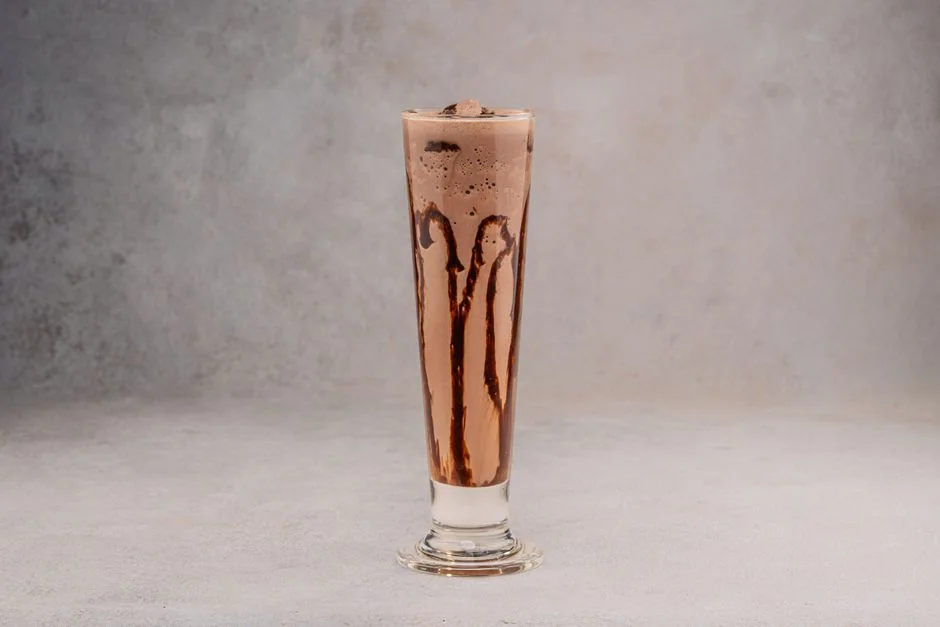 ÇİKOLATALI MİLKSHAKE