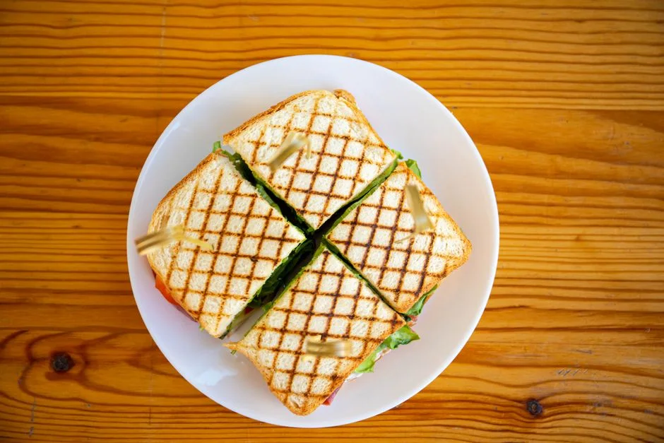 AYVALIK TOST
